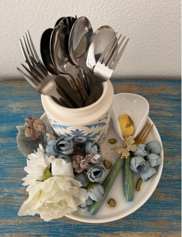 Azure Bloom Cutlery Holder