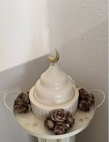 Crescent Blessings Dates Bowl