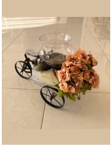 Enchanting Wrought Iron & Wooden Cycle Décor
