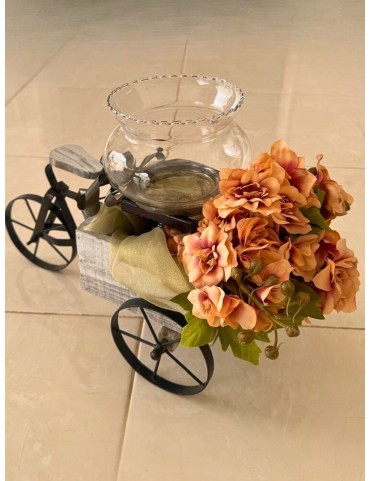 Enchanting Wrought Iron & Wooden Cycle Décor