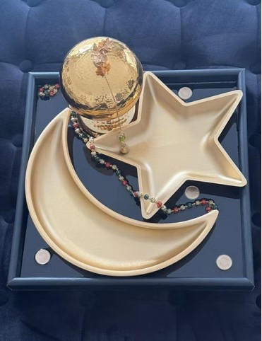Golden Crescent Indulgence