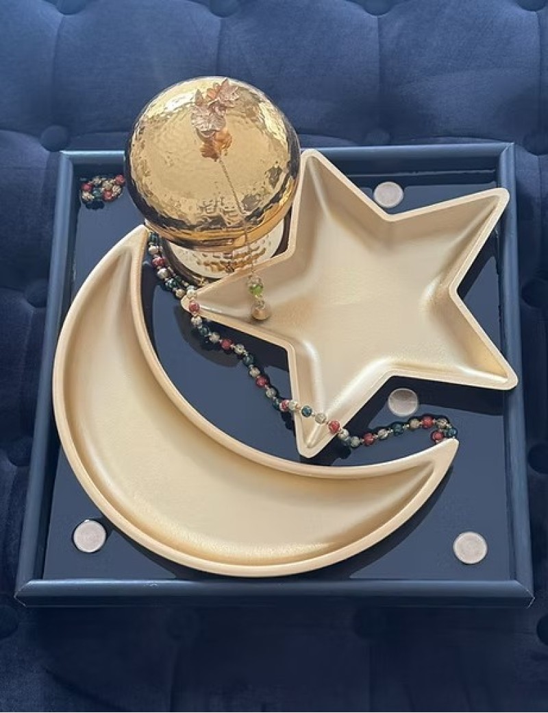 Golden Crescent Indulgence