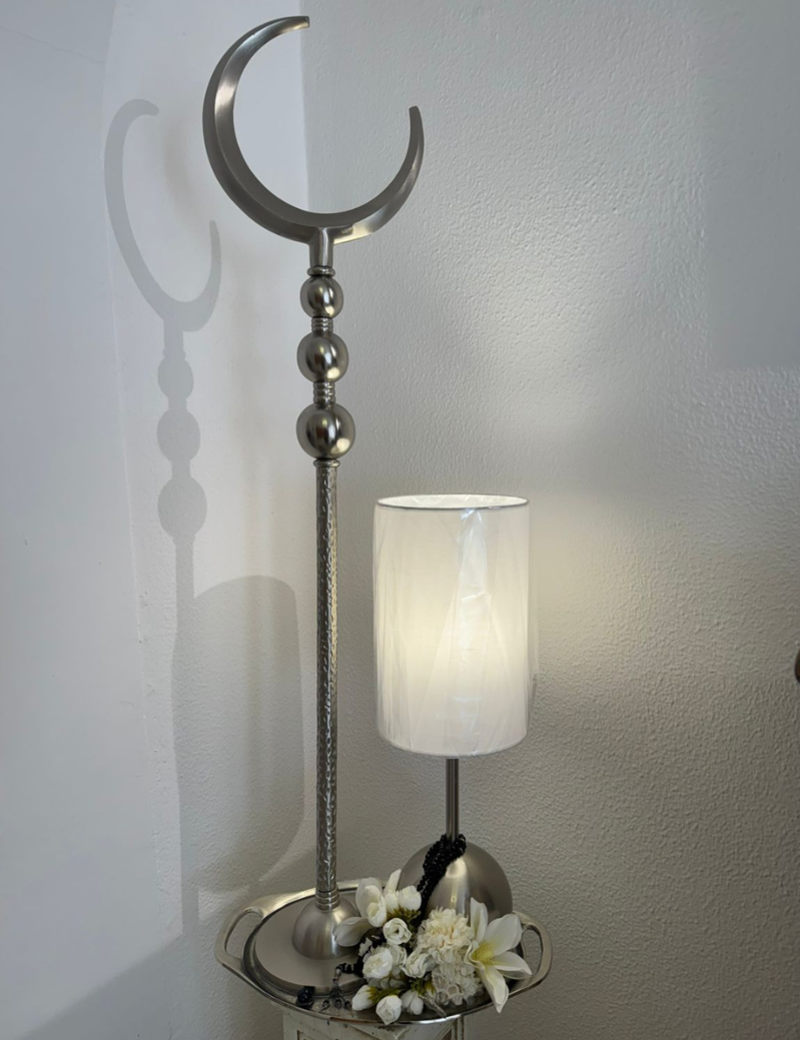 Luna Crest Statement Lamp
