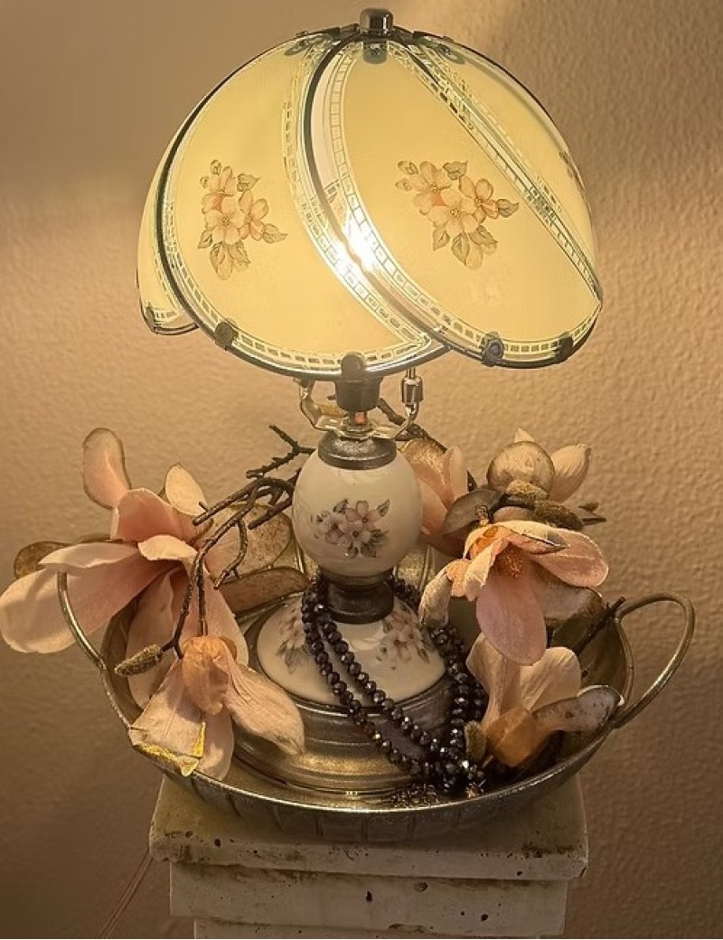 Magnolia Light