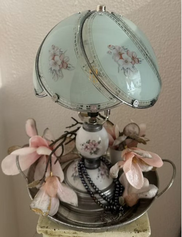 Magnolia Light