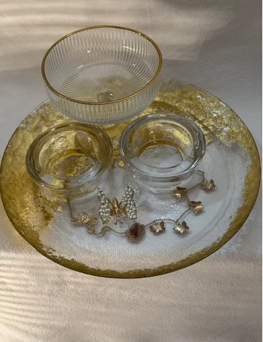 Resin-Accented Plate