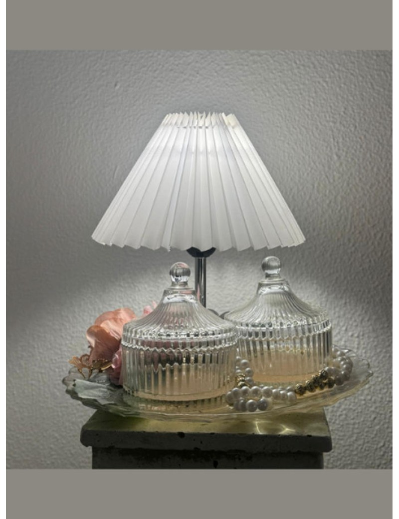 The Pearl Bloom Lamp